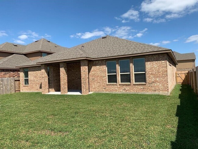 Building Photo - 4619 Grigio Pines Dr