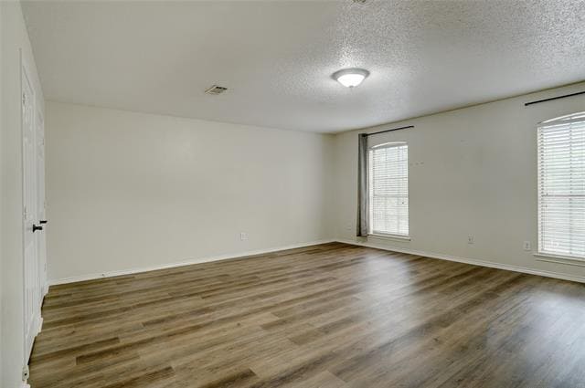 Building Photo - 617 Turtledove Ln