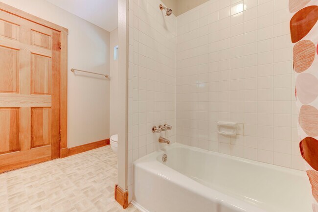 Building Photo - 13918 Hummingbird Ln