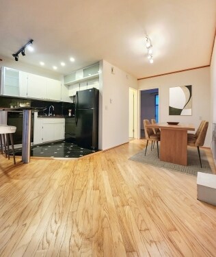 Interior Photo - 831 2nd Street