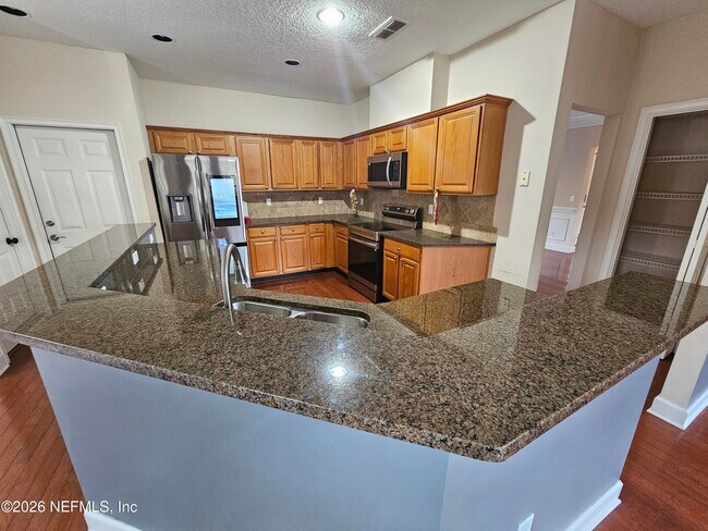 Building Photo - 2722 Austin Rose Ln