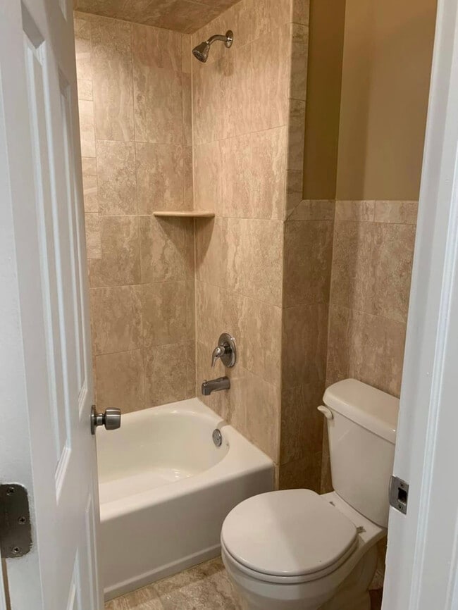 Bathroom - 72 Spring St