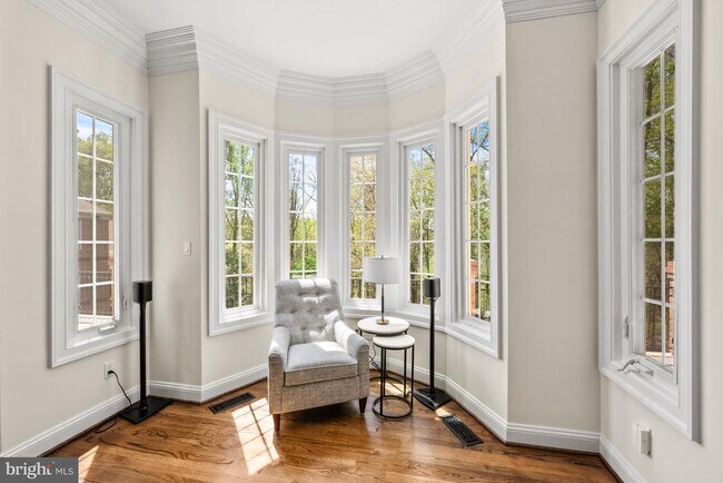 Building Photo - 9735 Beman Woods Way