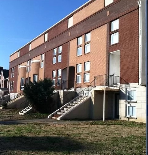 Building Photo - Old Louisville - 1500 S 2nd St