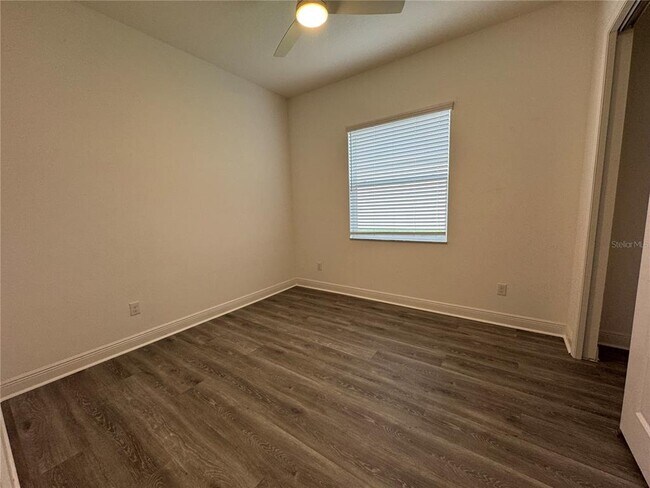 Building Photo - 31045 Lindentree Dr