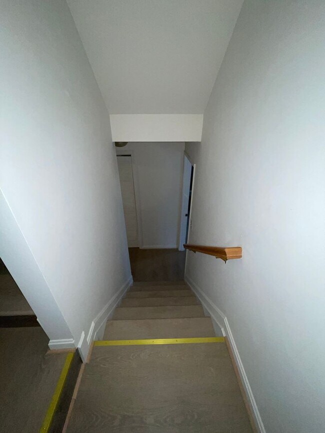 Building Photo - Spacious & Updated Home in the Heart of Hyattsville