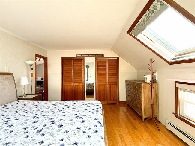 Building Photo - 188 South St