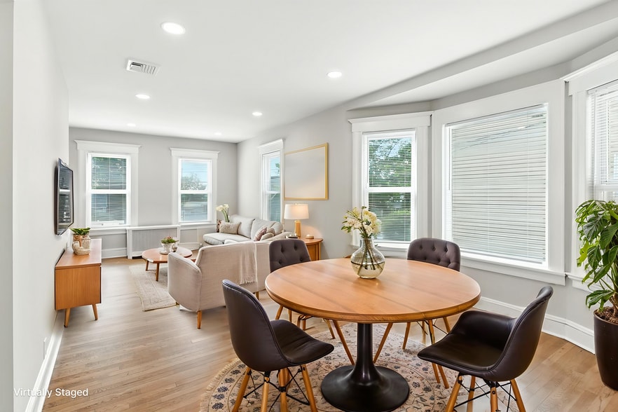 Building Photo - 45 Oakridge Rd