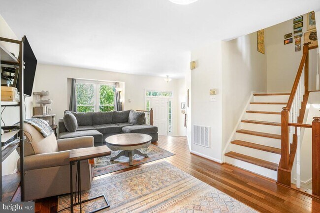 Building Photo - 46934 Trumpet Cir