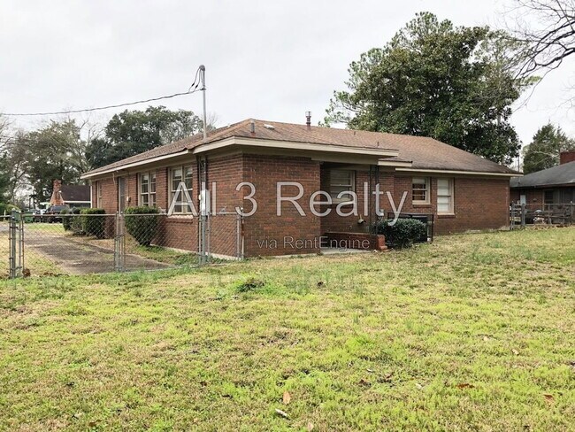 Building Photo - 3719 Bridlewood Dr