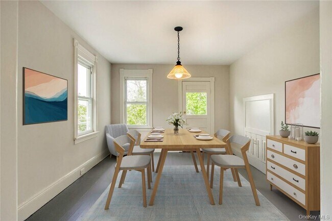 Building Photo - 142 Hudson Terrace