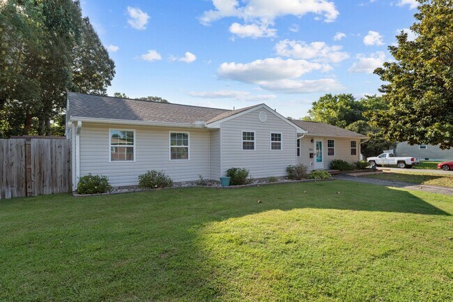 Building Photo - Discover your perfect home in Virginia Beach!