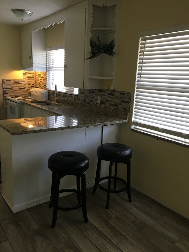 Building Photo - 5801 6th St