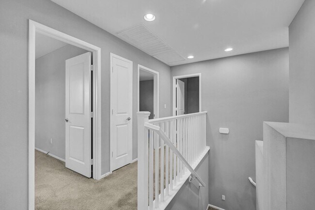Building Photo - Charming 3-Bedroom Two-Story Home in Gated...