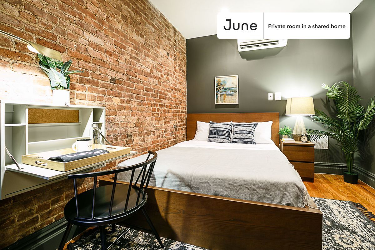 Building Photo - Room in Shared 3 bed/2 bath home in Upper West Side