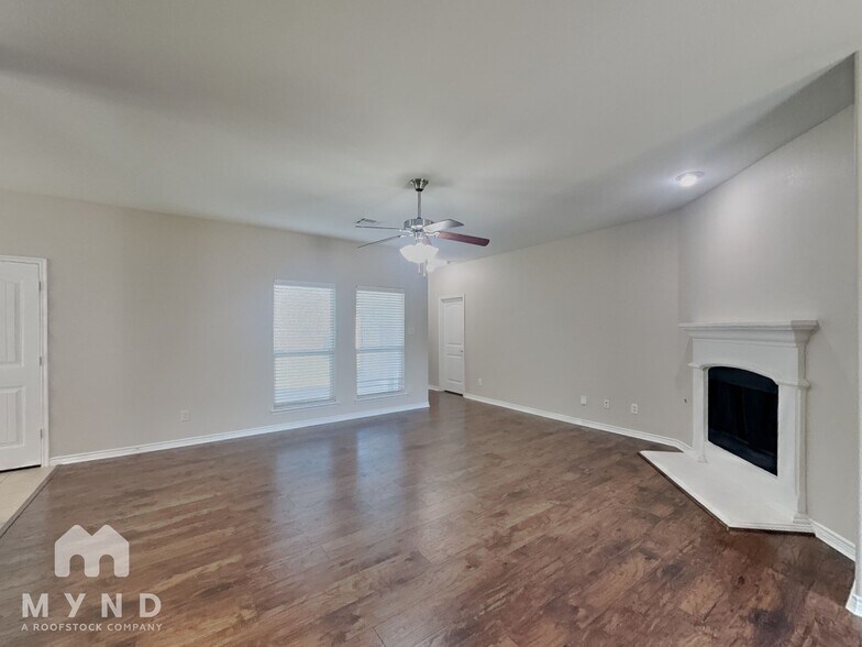 Building Photo - 1020 Hiddencreek Dr