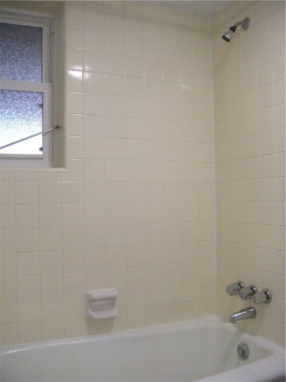 Building Photo - 3400 Speedway-