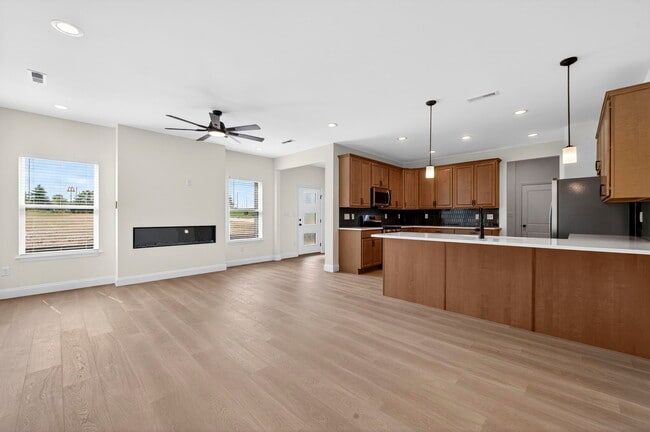 Building Photo - 145 Sesame Lp