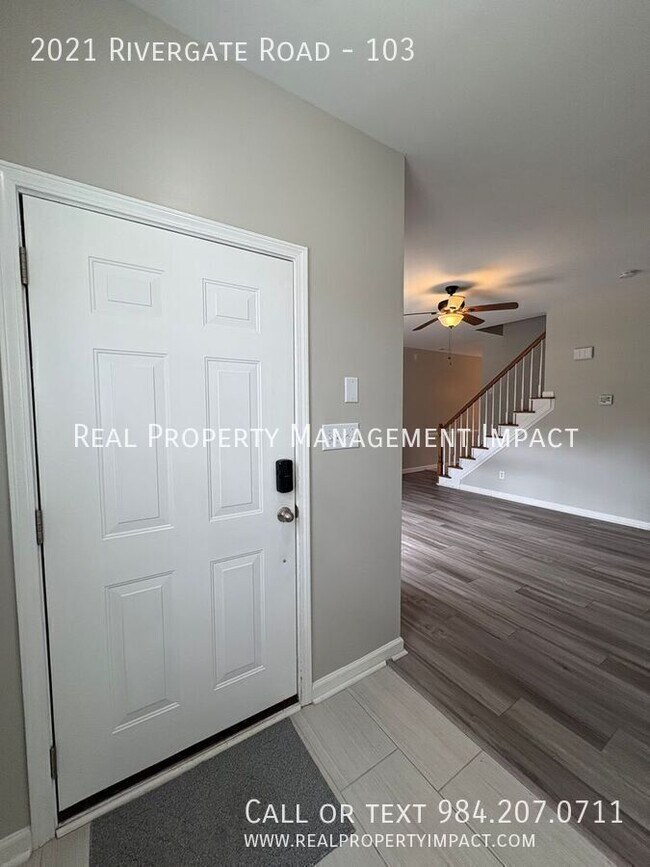Building Photo - 2021 Rivergate Rd