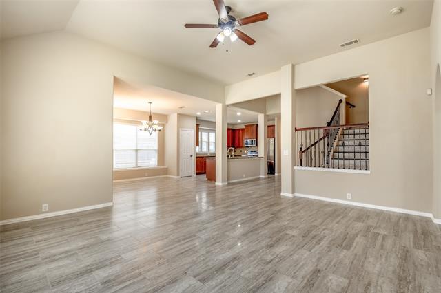 Building Photo - 707 Crestridge Cir