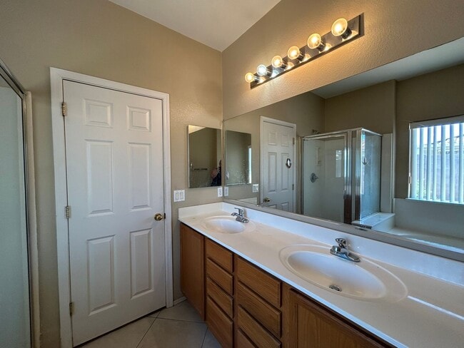 Building Photo - 25758 W Nancy Ln