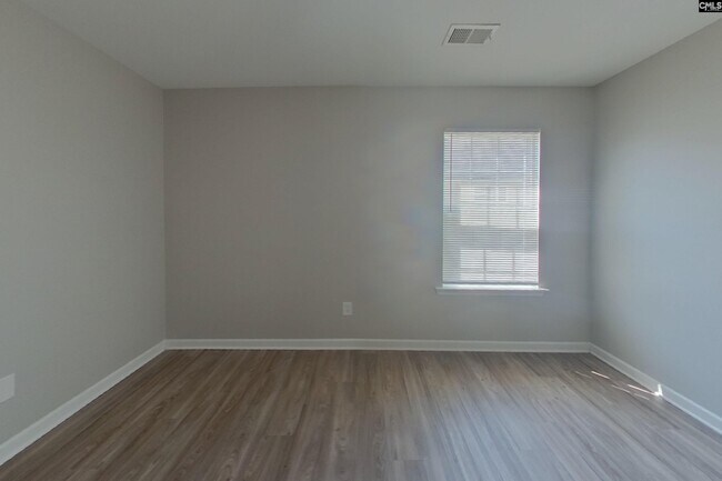 Building Photo - 712 Blazing Star Trl