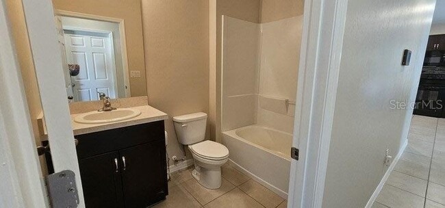 Building Photo - 7401 W Lenox Cir