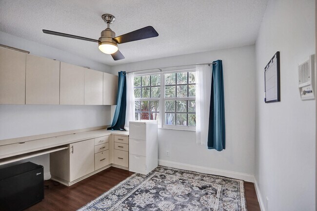 Building Photo - 7214 Panache Way