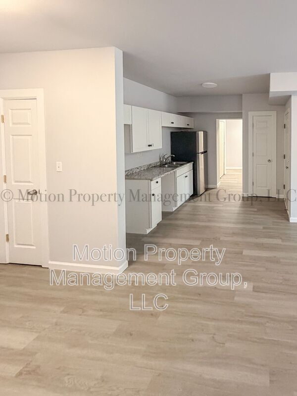 Building Photo - 6920 Northside Dr