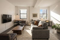 Building Photo - 758 N Broadway