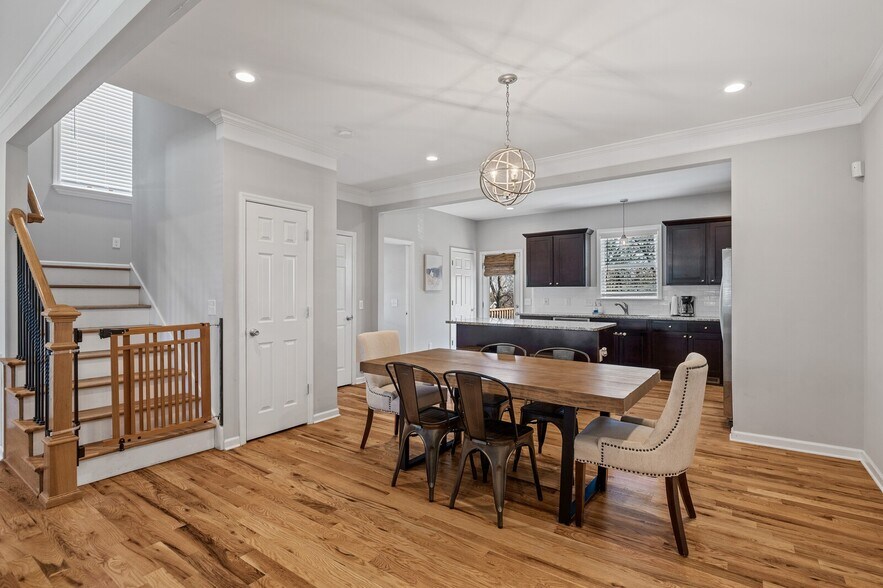 Building Photo - 3206 Anderson Pl