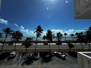 Building Photo - Oceanfront Condo!