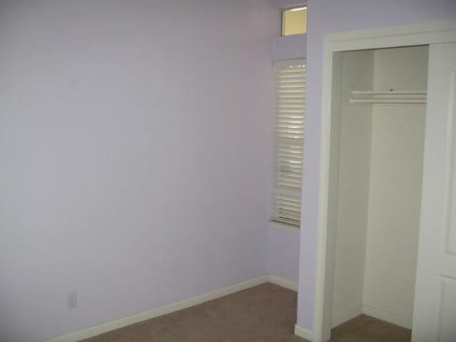 Building Photo - N.E. Fresno Newer Home, 3 car Garage, Like...
