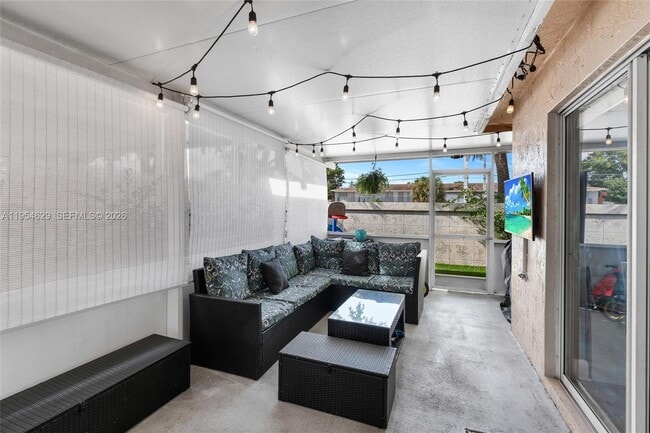 Building Photo - 4055 Eastridge Dr