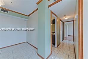 Building Photo - 2025 NE 164th St