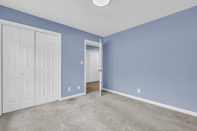 Building Photo - Renovated 4 Bedroom 3 Home for Rent!