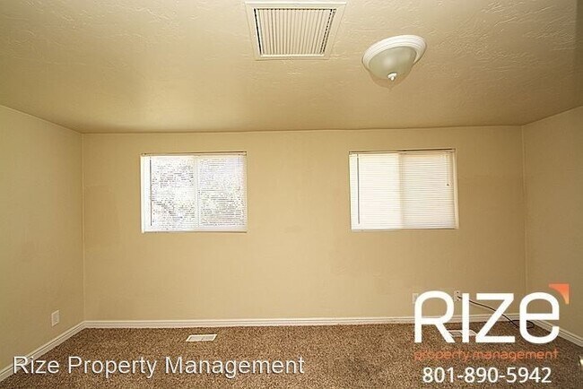 Building Photo - 3 br, 2 bath House - 1188 Gillespie Ave