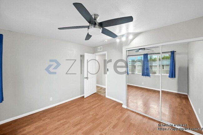 Building Photo - 2335 Logan St