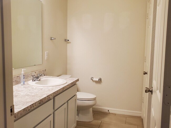 Building Photo - Beautiful Sawgrass Bay Home!