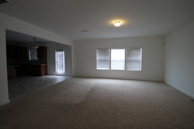 Building Photo - Exclusively Offered by Muse Realty, LLC