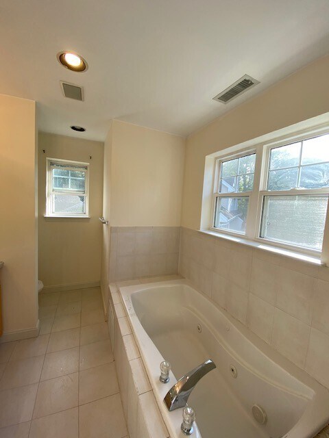 Building Photo - 51 Winding Ridge Rd