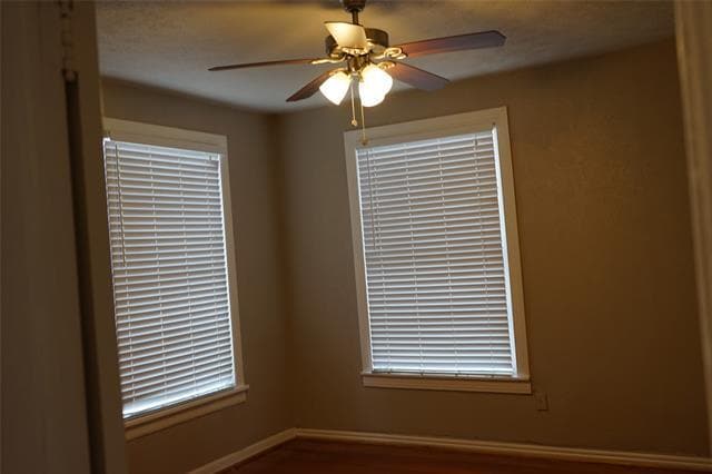 Building Photo - 1325 Barnes Dr