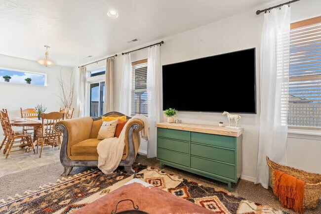 Building Photo - 3806 Winged Dove St