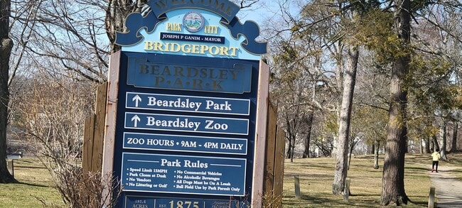 Building Photo - 405 Glendale Ave