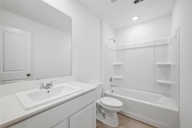 Building Photo - 4016 Belmont Dr