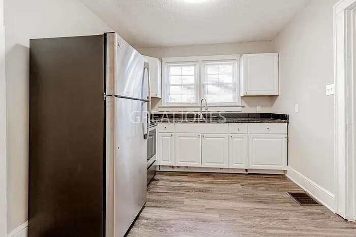 Building Photo - 111 Coldbrook Dr