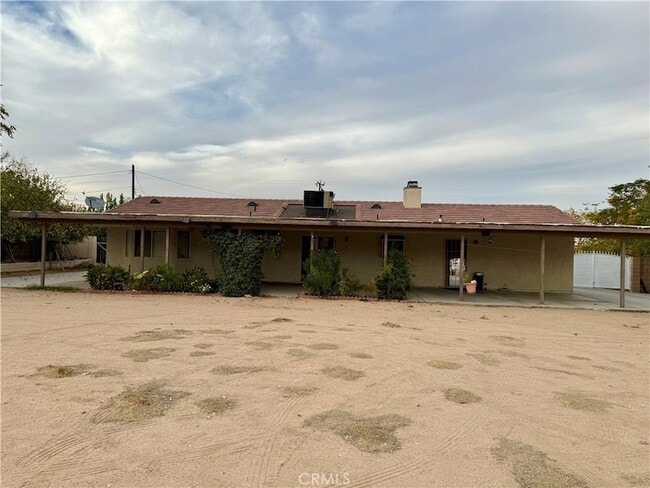 Building Photo - 18693 Albany St