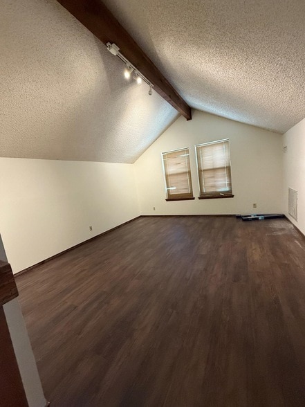 Building Photo - 4010 Shiloh Ave