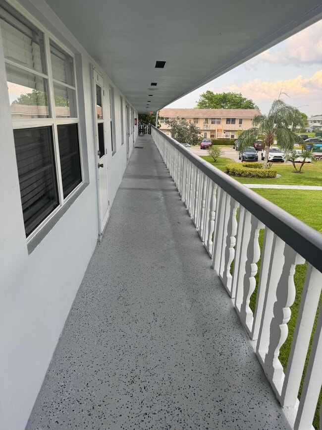 Building Photo - 60 Kent E