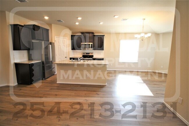 Building Photo - 306 Danielle Dr